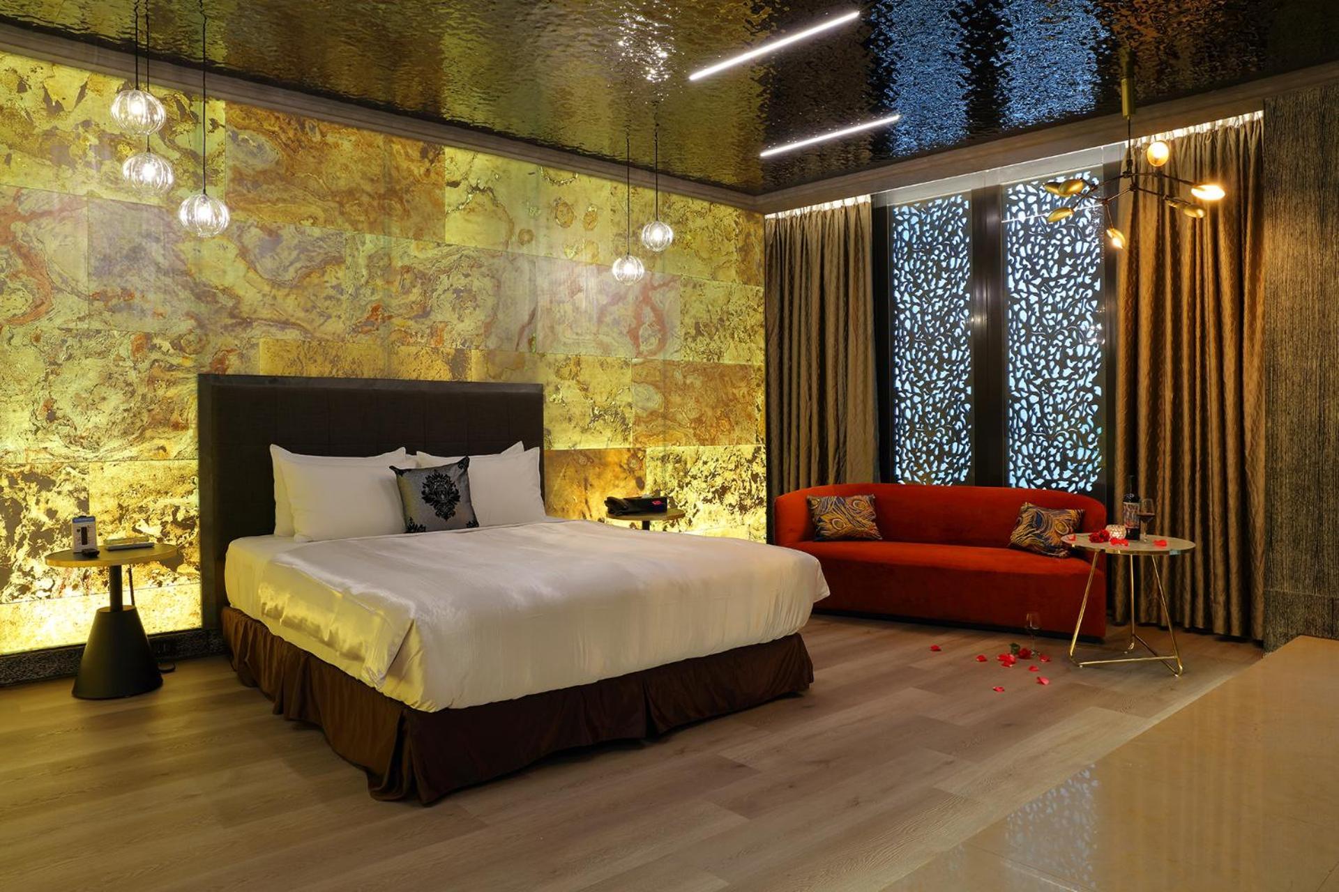Mulan Motel Тайчжун Экстерьер фото
